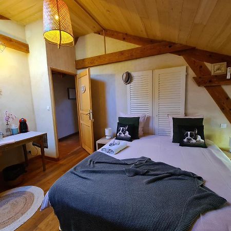 Le Coq En Repos Bed & Breakfast Saint-Sylvestre-sur-Lot Exterior photo