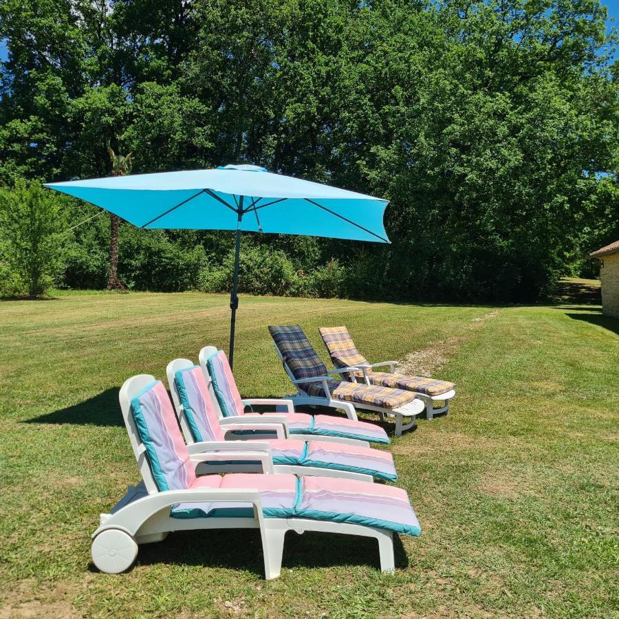 Le Coq En Repos Bed & Breakfast Saint-Sylvestre-sur-Lot Exterior photo