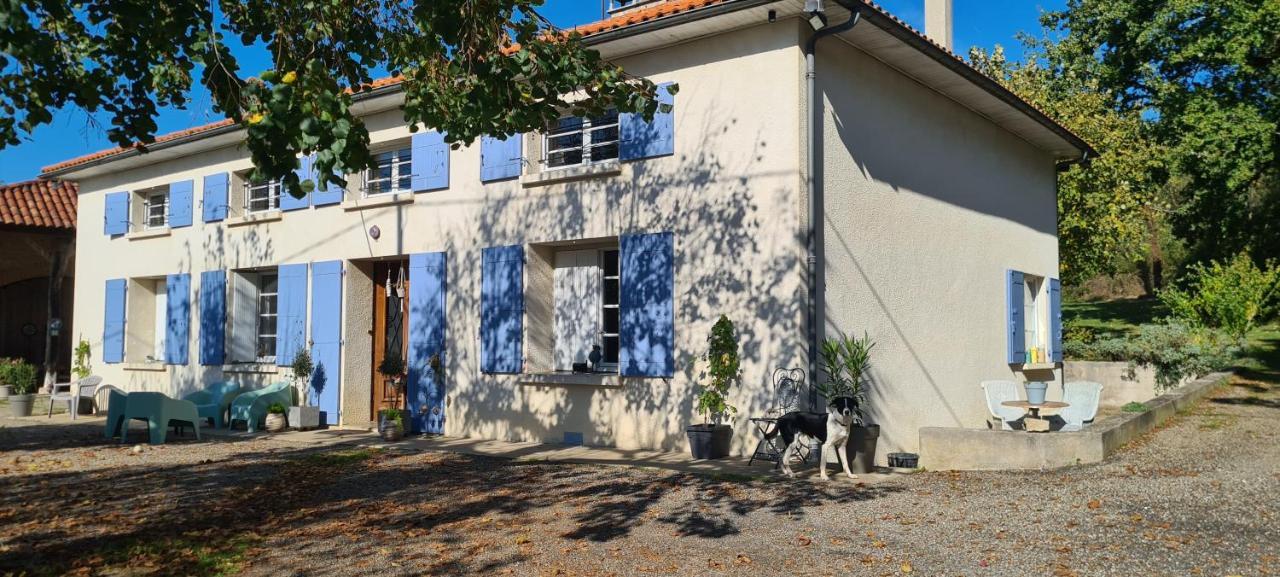 Le Coq En Repos Bed & Breakfast Saint-Sylvestre-sur-Lot Exterior photo