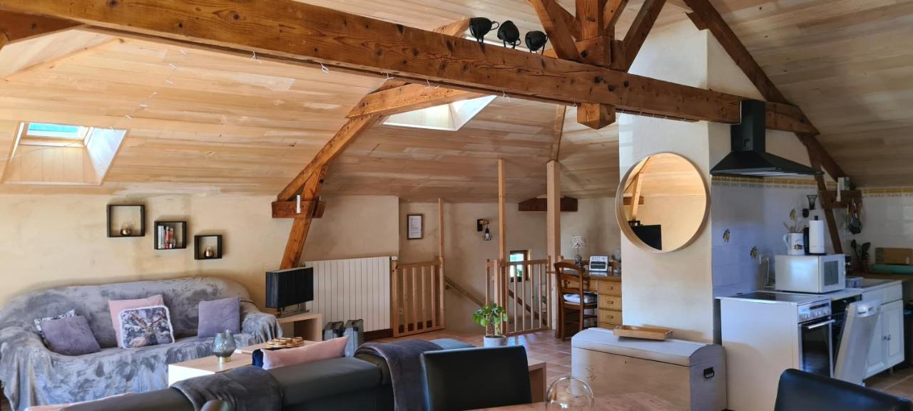 Le Coq En Repos Bed & Breakfast Saint-Sylvestre-sur-Lot Exterior photo